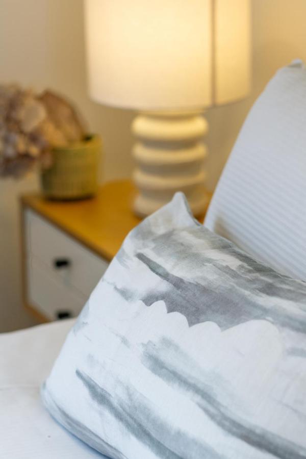 شقة Cashel Street Hideaway 2 Bed 2 Bath كريستتشيرش المظهر الخارجي الصورة